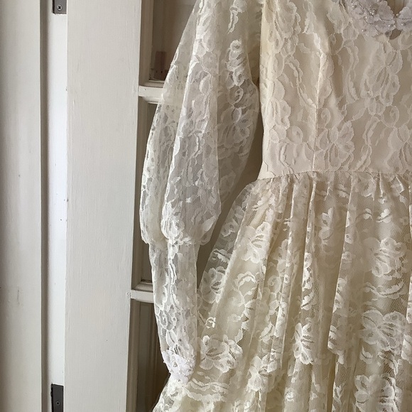 Vintage 1950’s Warm Ivory Chantilly Lace Wedding Gown Dress Prairie Cottagecore - Picture 4 of 16